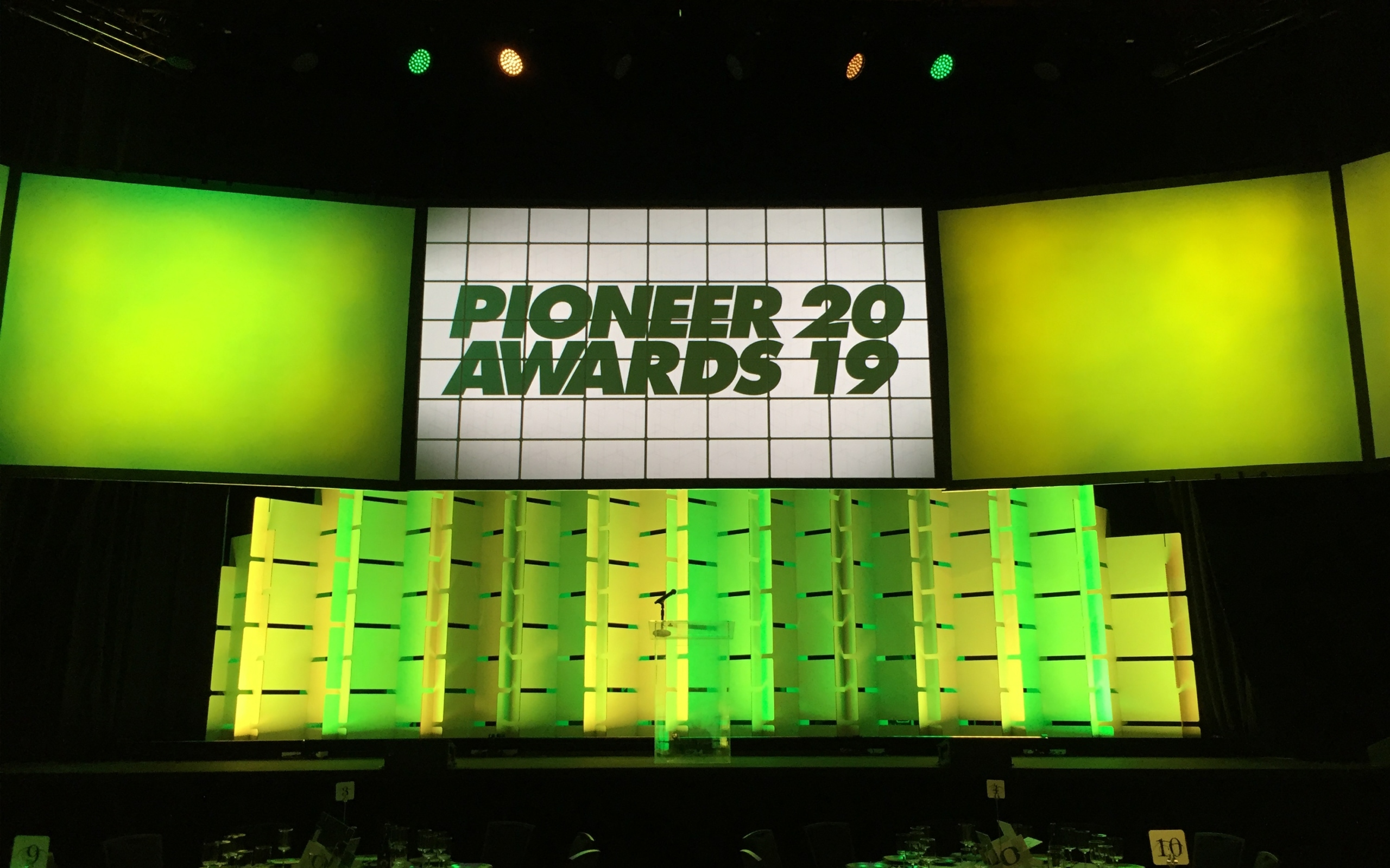UofO Pioneer Awards Stage Backdrop