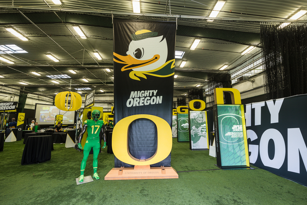 Photo Op at the Mighty Oregon tailgate